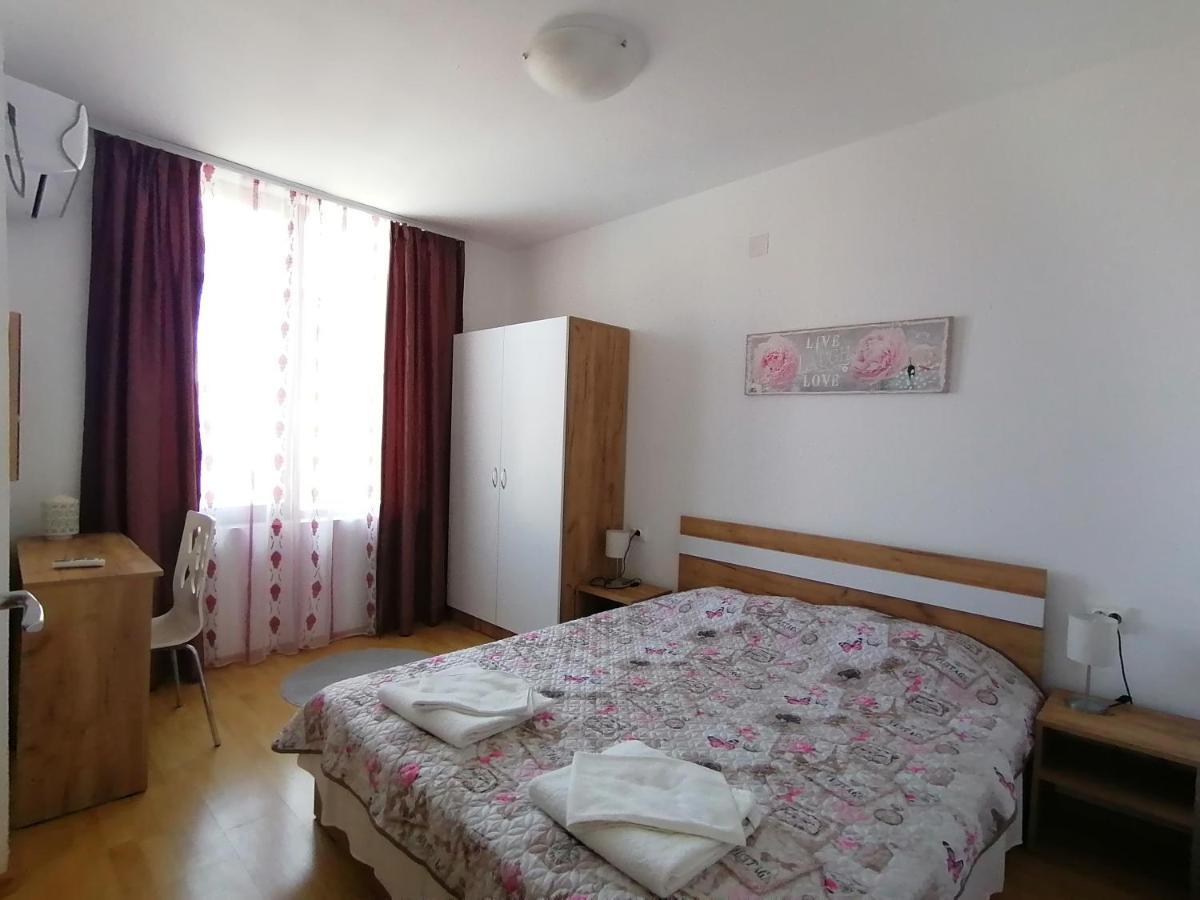 Apartments Elinor Budjaka Sozopol Exterior photo